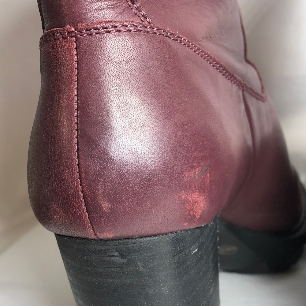 Lucky Brand Women's Wine Leather Block Heel Ankle Bajax Boots, Size 8 1/2M - Picture 6 of 11